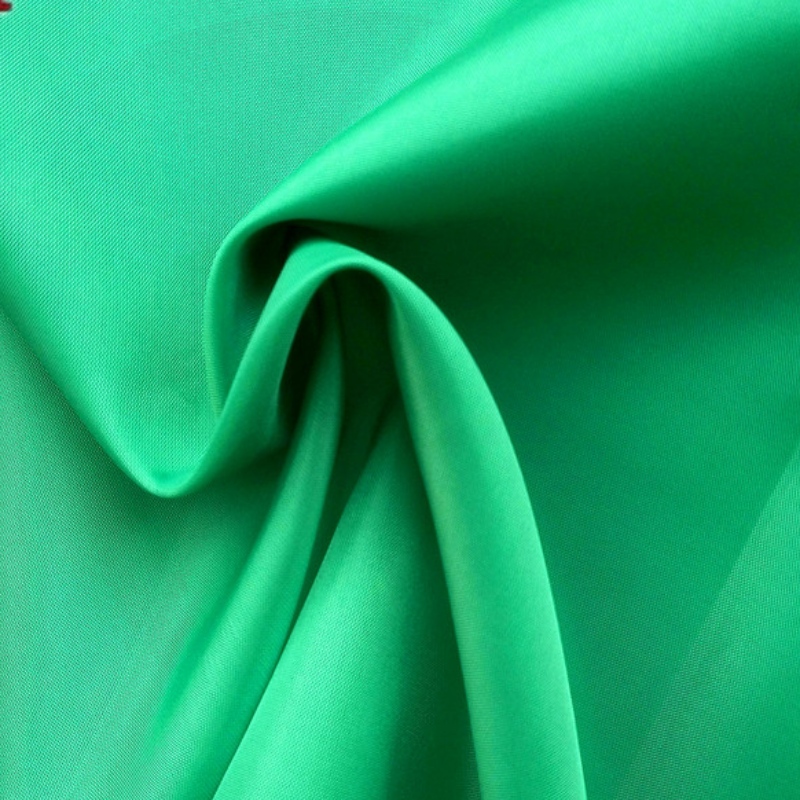 Vải áo mưa Polyester Lớp phủ PVC 210T Vải Taffeta cho Quần áo Dệt may